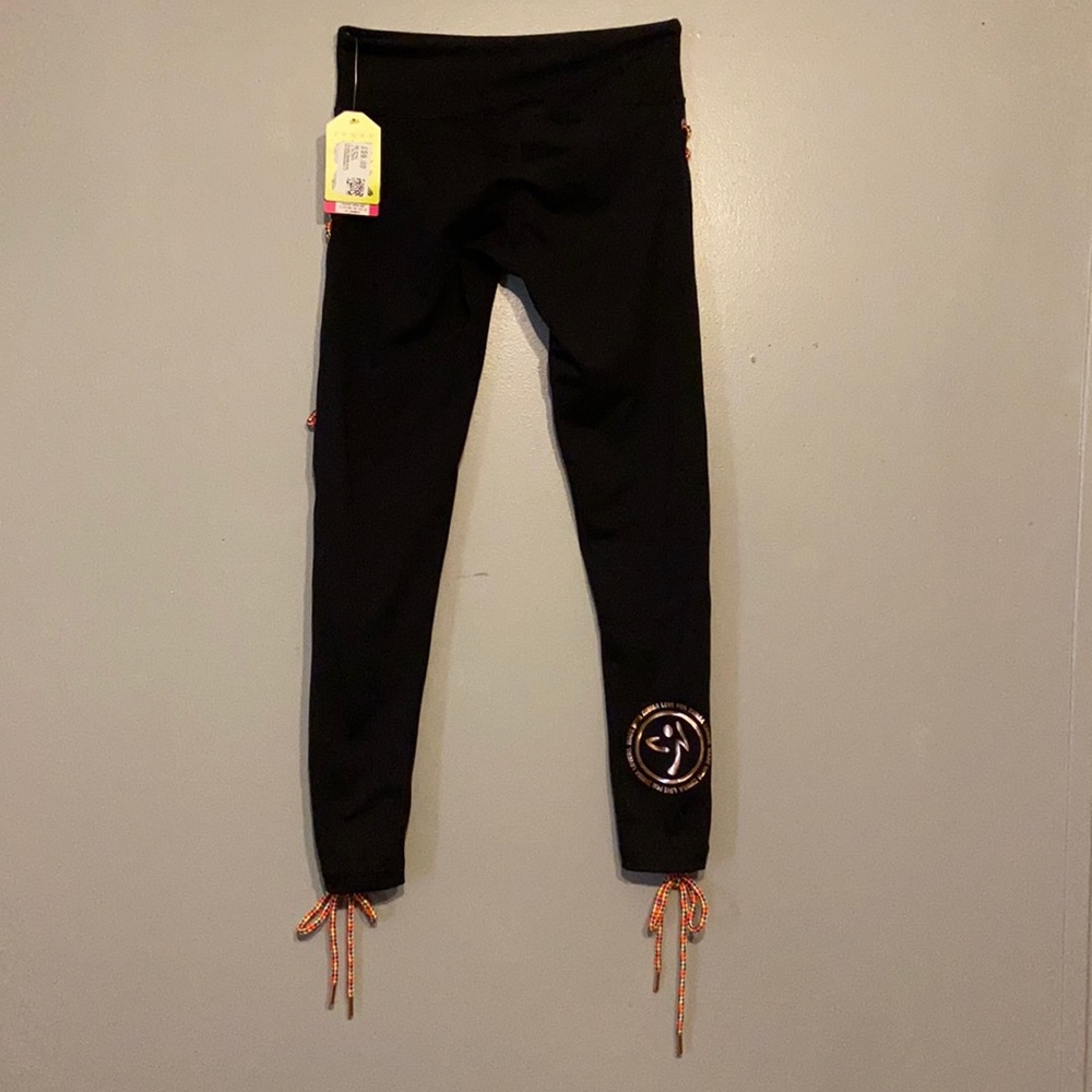 NWT Zumba Mix It Up Laced Up Ankle Leggings- Black